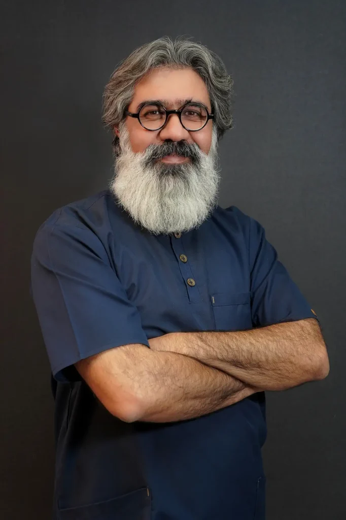 دکتر علیرضا یارقلی
